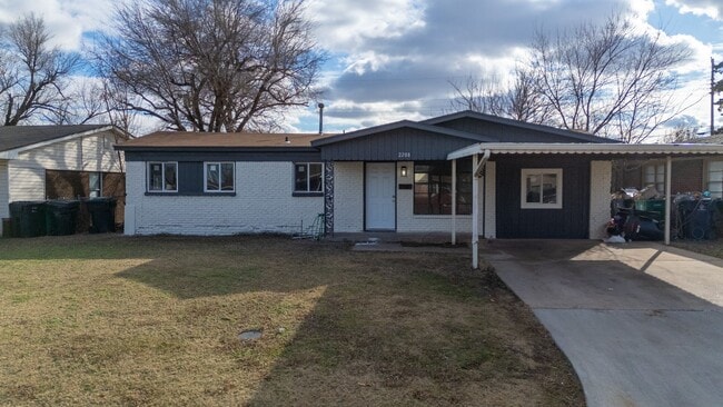 4-Bedroom Available for Rent to Own & Lease!! - 4-Bedroom Available for Rent to Own & Lease!! House