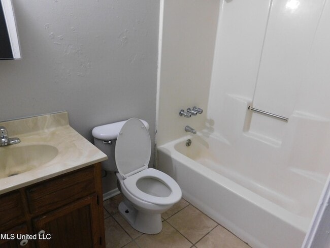 Foto del edificio - 6455 Heather Rd