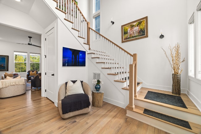 Building Photo - 550A Whispering Hills Dr