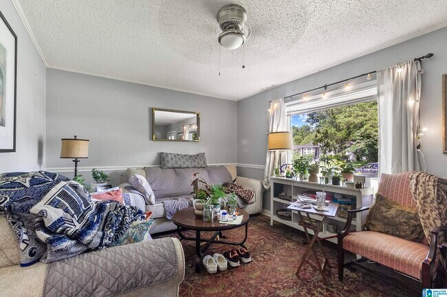 Foto del edificio - 2710 12th Ave E