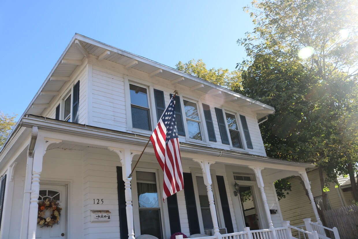 Primary Photo - 125 McKinley Ave