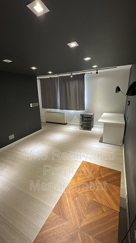 Foto del edificio - 600 E 8th St