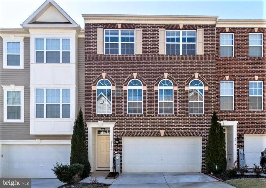 Foto principal - 6812 Flour Mill Ct