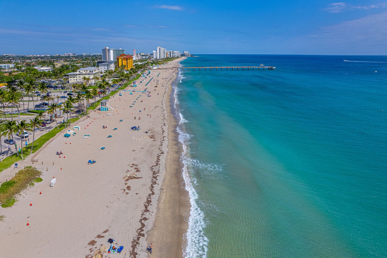 Photo - 180 SE 20th Ave (Deerfield Beach, FL)