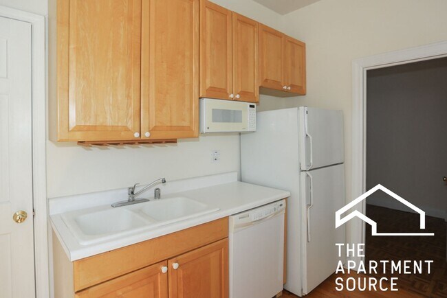 Photo - 3846 N Southport Ave Apartment