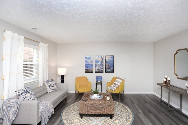 Building Photo - Spinnaker Court