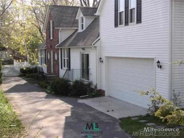 Primary Photo - 156 Kerby Rd