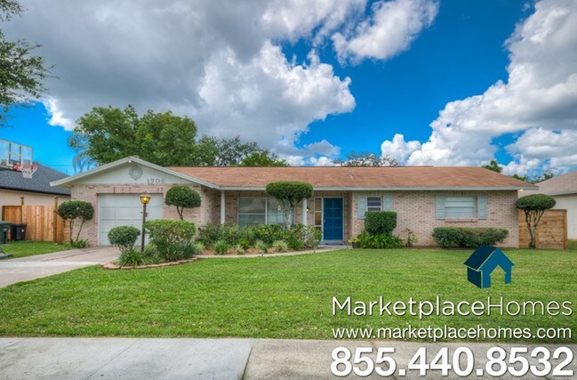 Foto del edificio - 1706 Urbana Ave