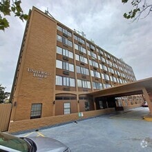 Building Photo - 1700 Clinch Ave