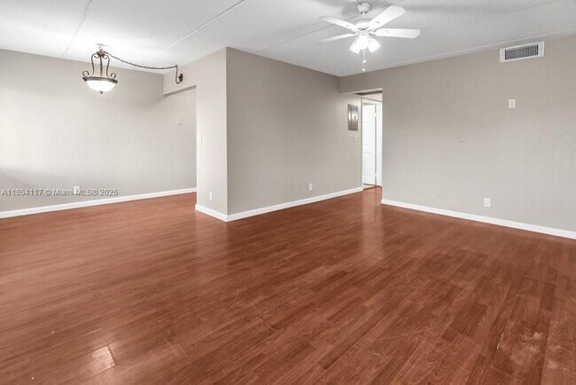 Building Photo - 2200 Springdale Blvd