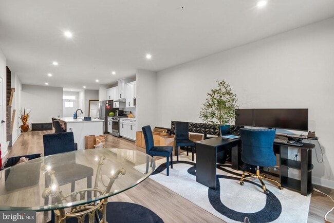 Building Photo - 2430 Steamboat Wy