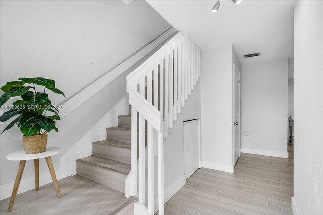 Foto del edificio - 10718 NW 87th Ct