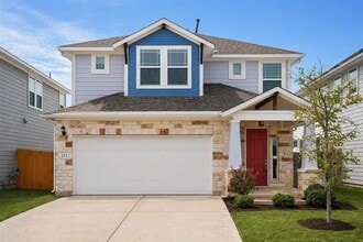 Building Photo - 113 Stone Cyn Dr