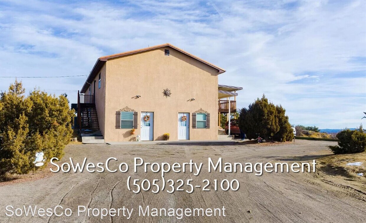 Foto principal - 2 br, 1.5 bath House - 8540 Foothills Dr.