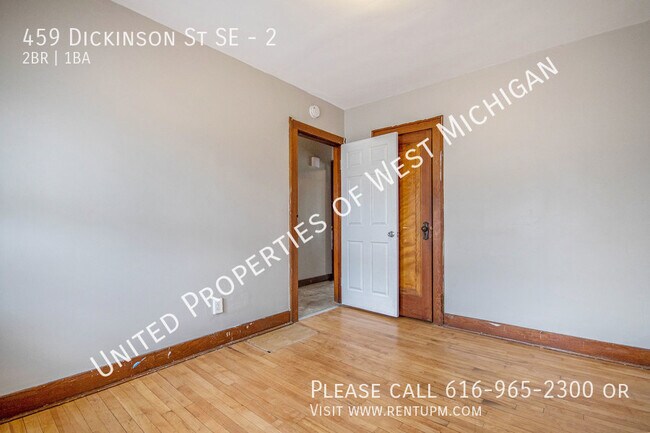 Building Photo - Available Now | 2 Bedroom, 1 Bath Upper Ap...