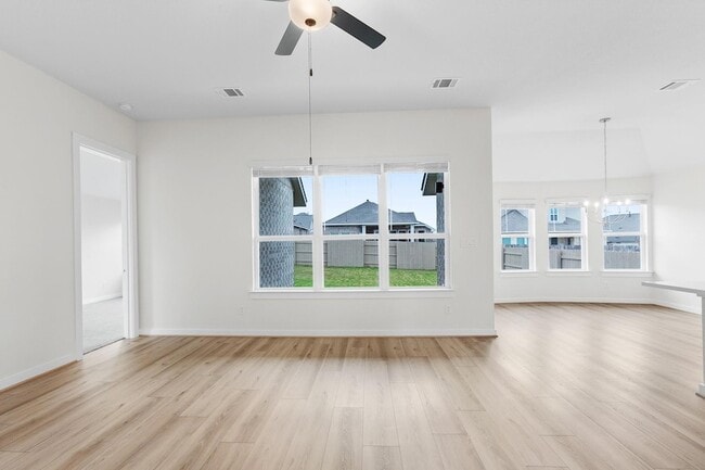 Building Photo - 116 Salado Crk Trl