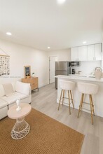 Building Photo - 6016 NW 24th Ave