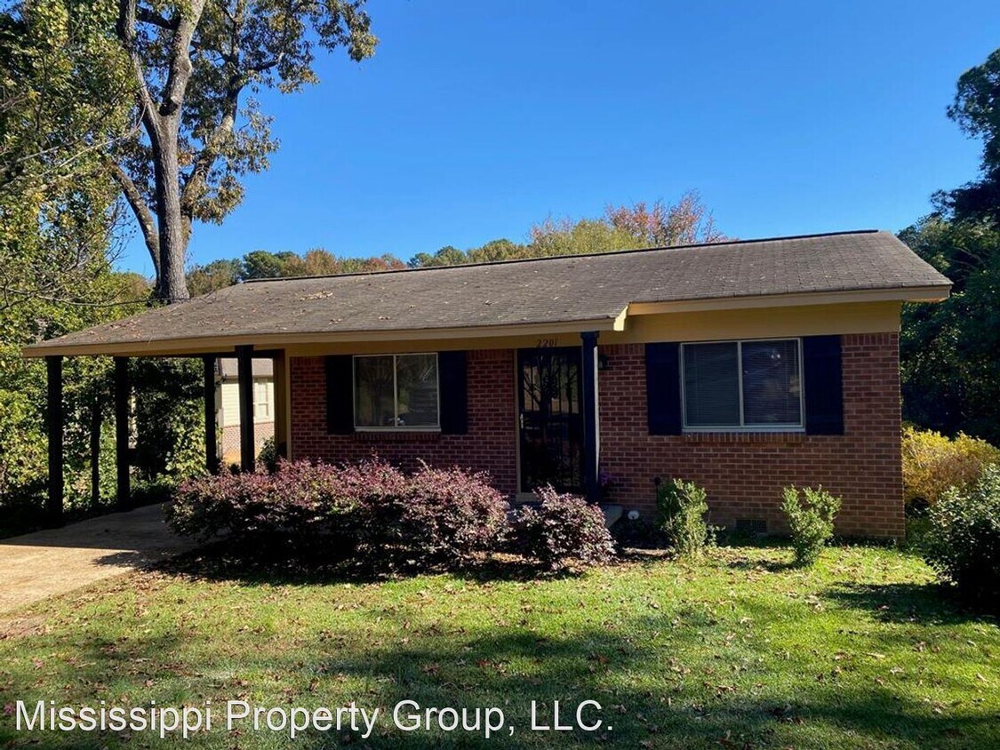 3 br, 2 bath House 2201 Scott Street House Rental in Oxford, MS
