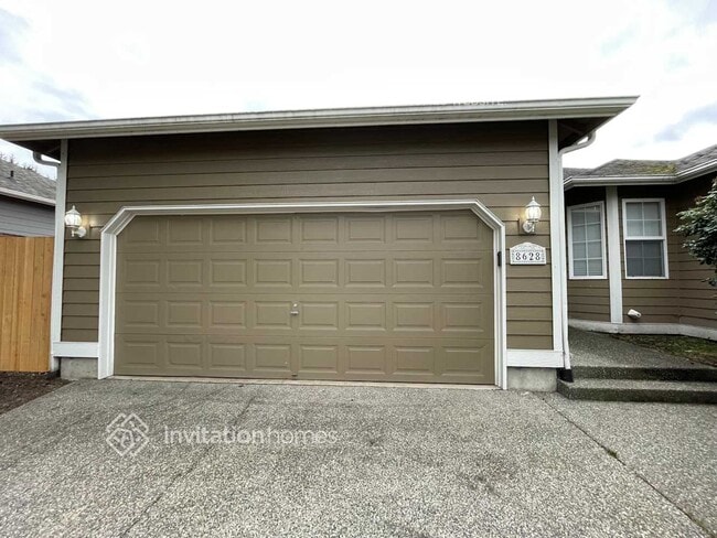 Building Photo - 8628 15th St NE Building Photo - 8628 15th St NE