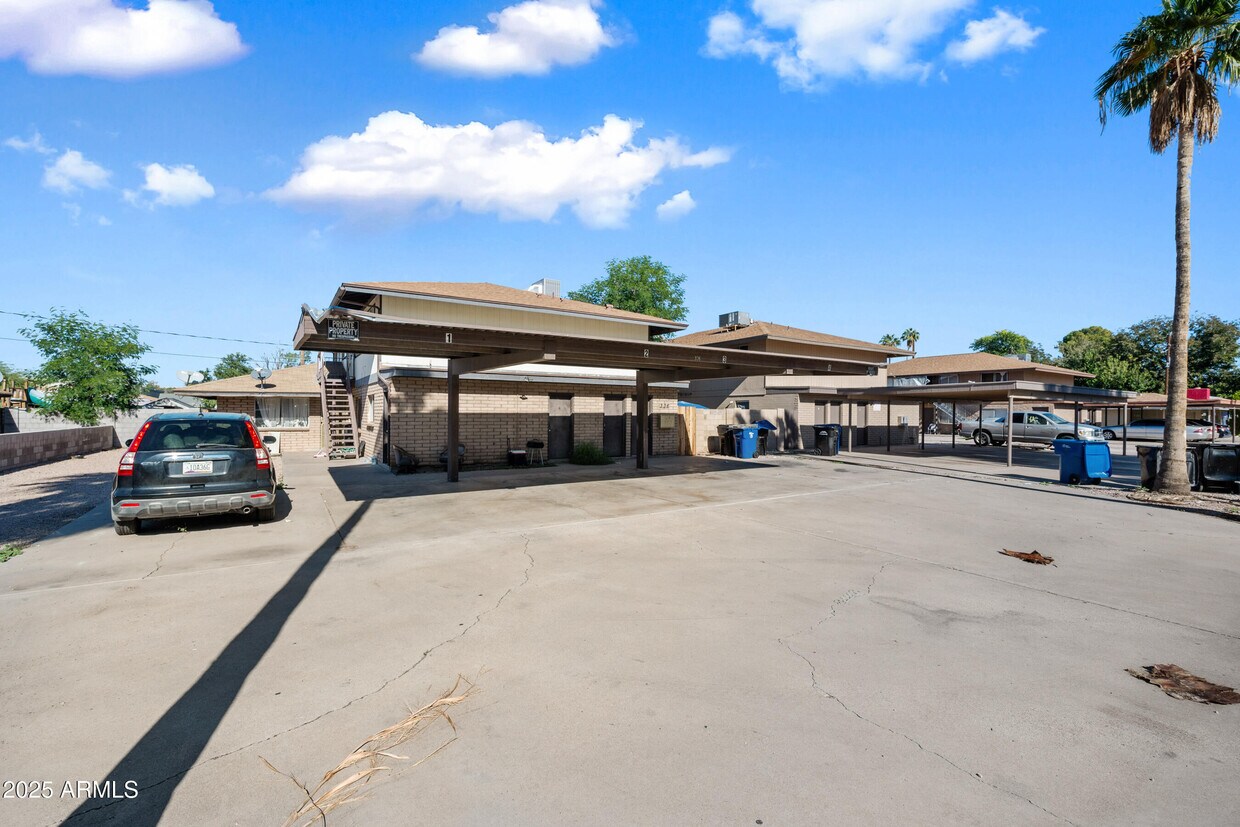 Foto principal - 336 W 5th Pl