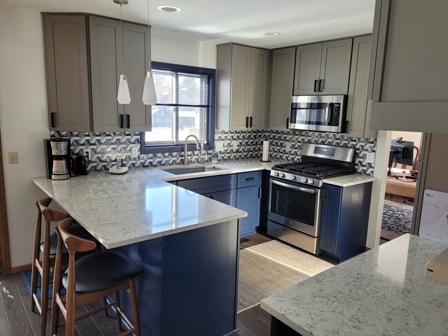 kitchen - 9055 Moorland Chase