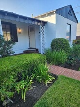 Building Photo - 1185 Hauser Blvd