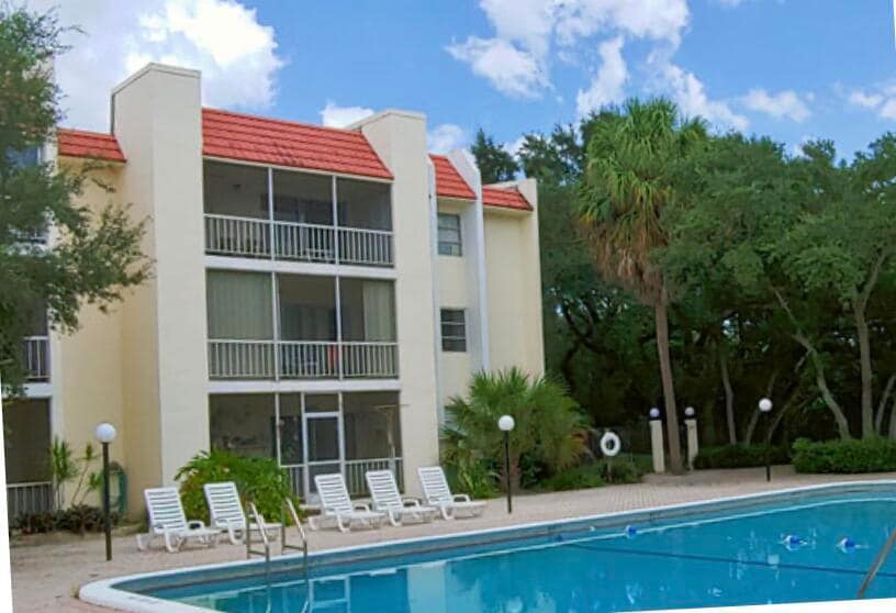 Foto principal - 642 NW 13th St