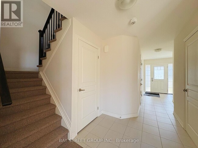 Building Photo - 30 Elderberry Rd