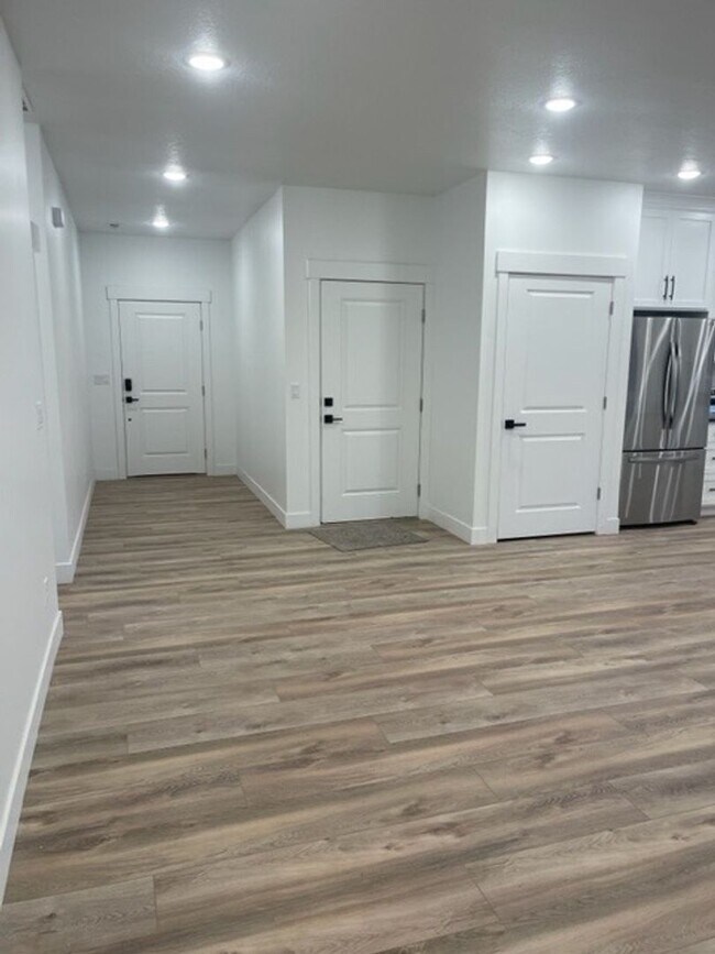 Foto del edificio - New Home for Rent