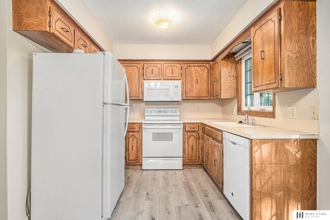 Foto del edificio - 14706 Orchard Cir