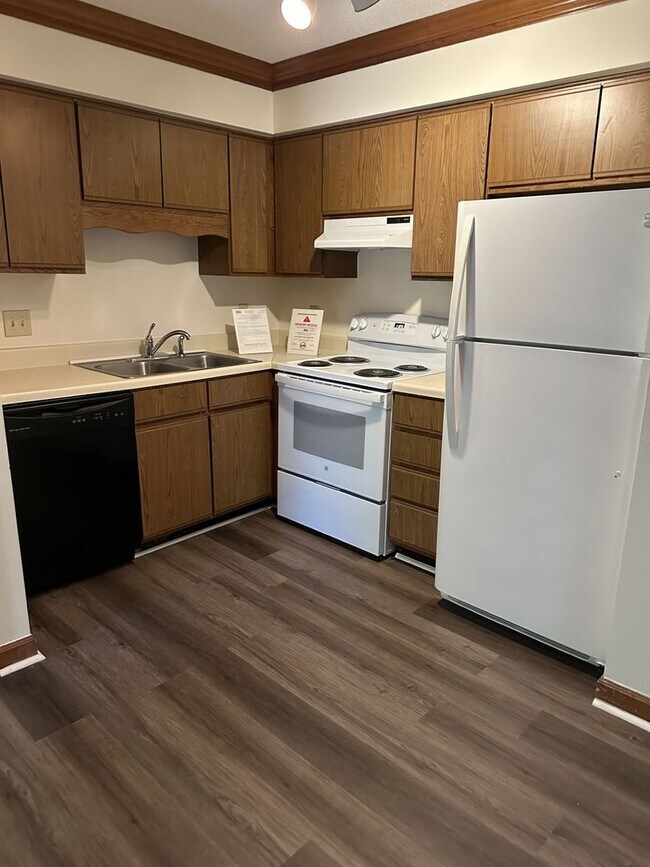 3506 Ivy Commons Dr, Raleigh, NC 27606 Condo for Rent in Raleigh, NC