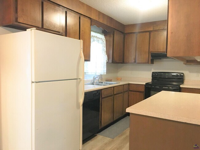 Foto del edificio - 208 Ivelyn Dr