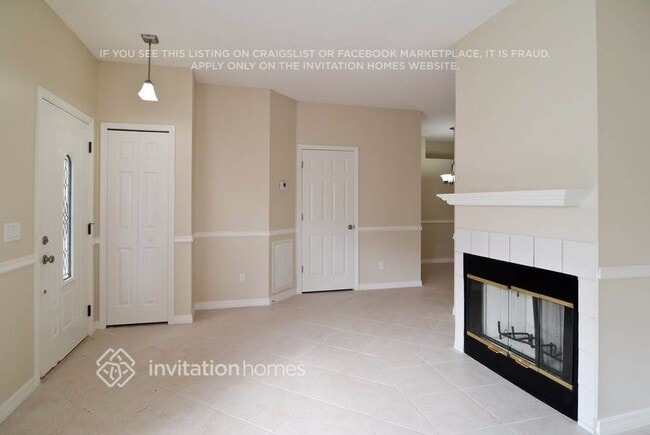 Building Photo - 1385 SE Proctor Ln