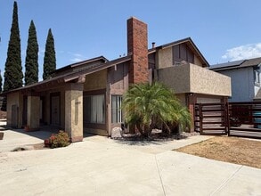 Building Photo - 10308 Amaro Ct