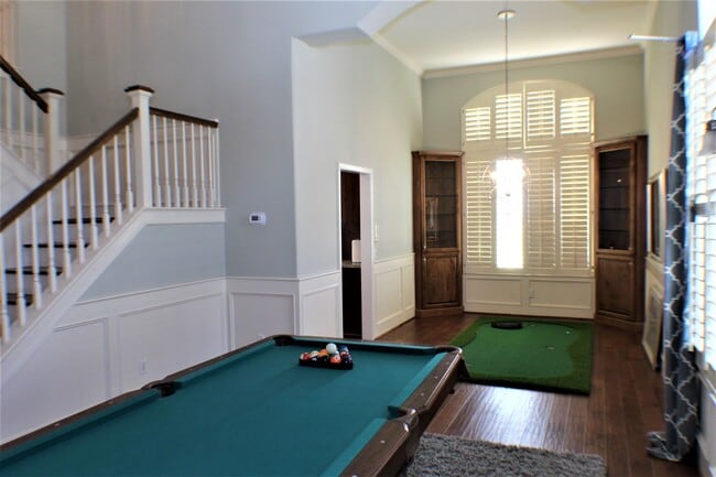 Foto del edificio - 2452 Gillingham Cir
