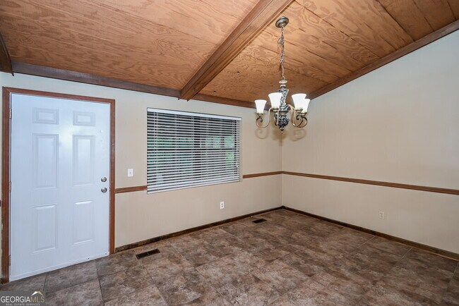Building Photo - 4035 N Quail Dr