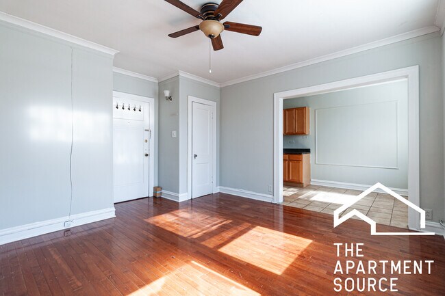 Foto del edificio - 4546 N Damen Ave