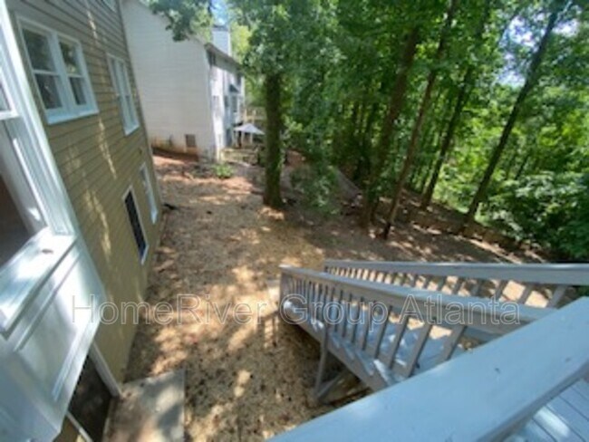 Building Photo - 745 Mountain Oaks Pkwy