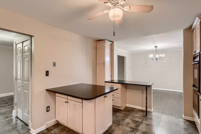 Building Photo - 6 Pegram Rd, Owings Mills, MD, 21117