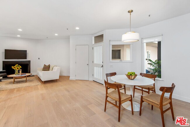 Foto del edificio - 2913 3rd St