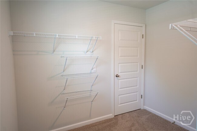 Building Photo - 133 Painted Lady Lp