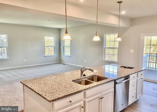 Foto del edificio - 5303 Ivy Hill Dr