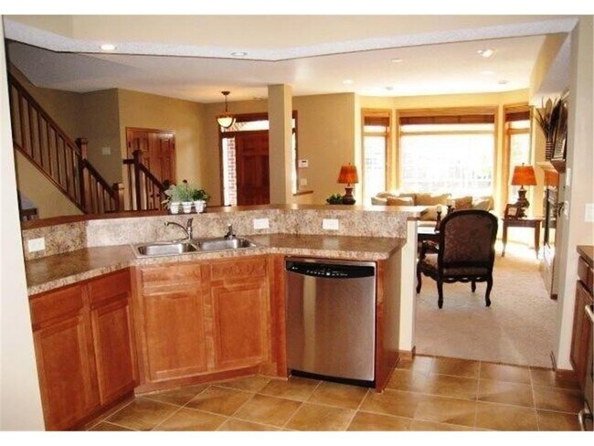 Foto del edificio - 10778 Falling Water Ln