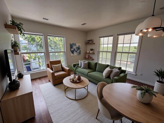 Photo - Townhome in Gatewood