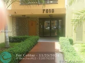 Foto del edificio - 7010 NW 186th St