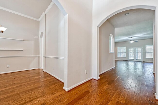 Foto del edificio - 4330 Hazepoint Drive