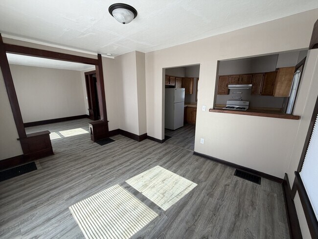 Foto del edificio - 757 Moore St