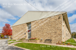 Foto principal - 931 Old Marion Rd NE