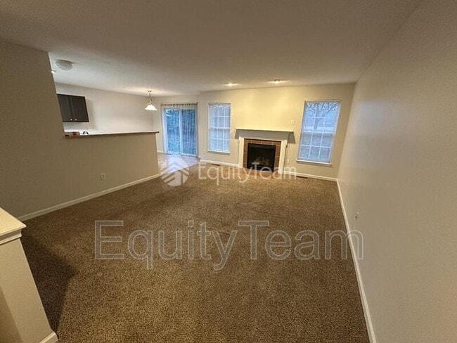 Building Photo - 98 Bannock Dr