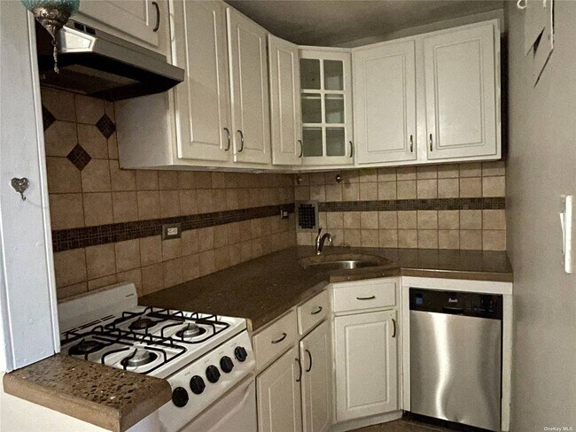 Foto del edificio - 210-50 41st Ave